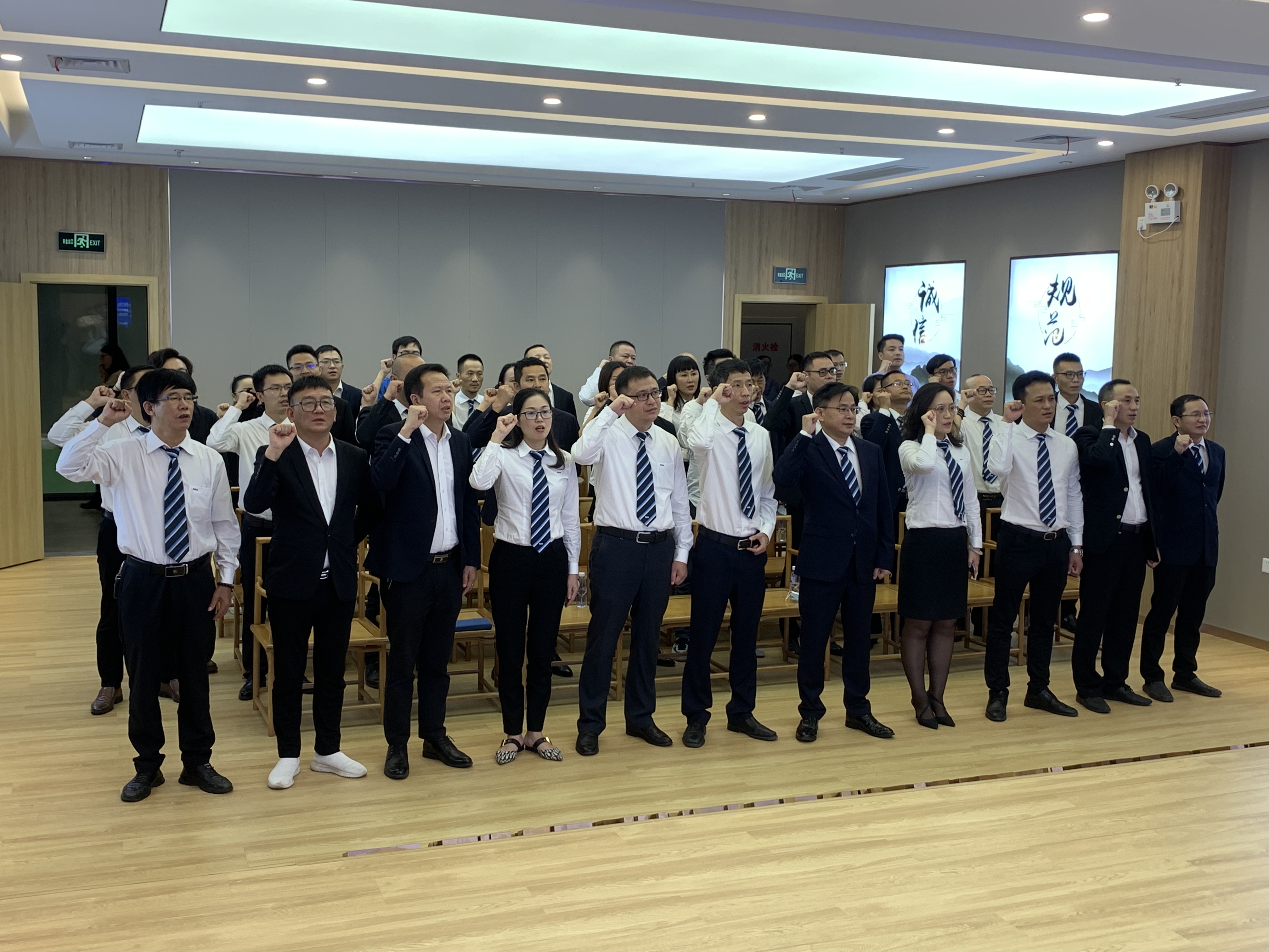 PG�齫������Ѱ�����-pg�齫�����������°��ȫ-��ɫ��Դ��